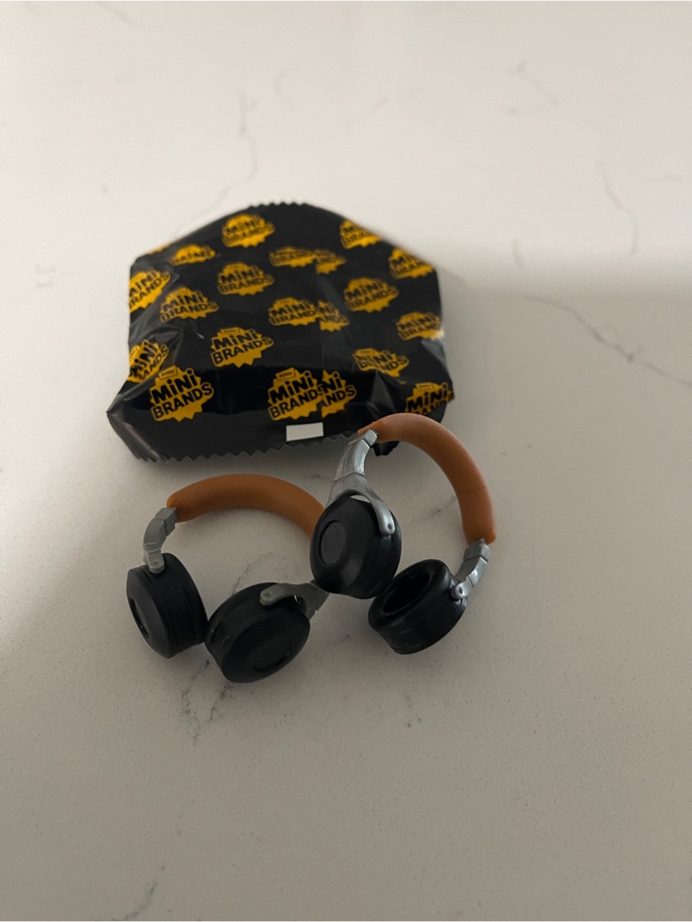 ZURU Mini Vinyl Headphones